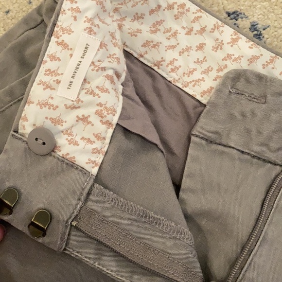 LOFT The Rivera Short in gray, size 2. - Picture 2 of 4